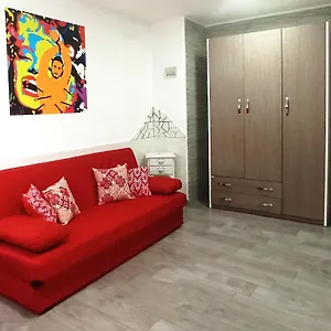 Apartment Pop Chiaia, Naples